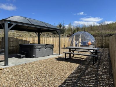 Maneight Luxury Lodges